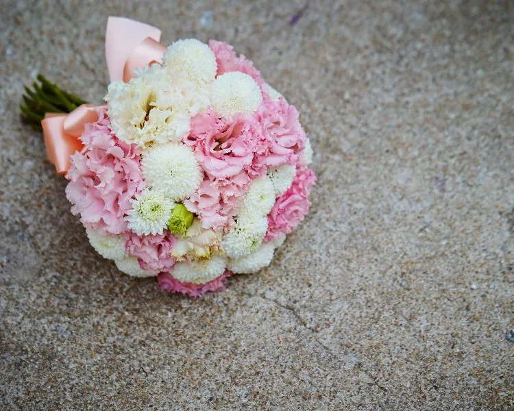 Bouquet rond funéraire